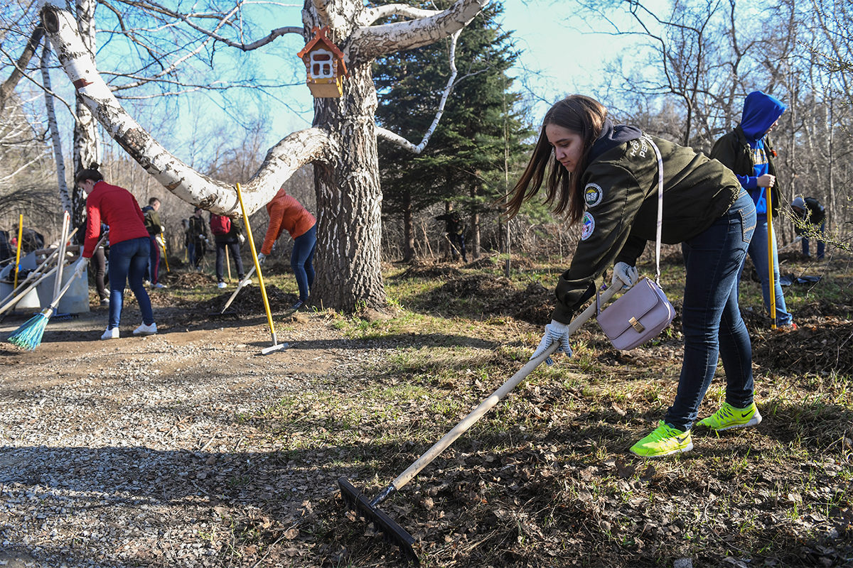 Первый районный субботник пройдет на Ореховом бульваре – события на сайте «Московские Сезоны»