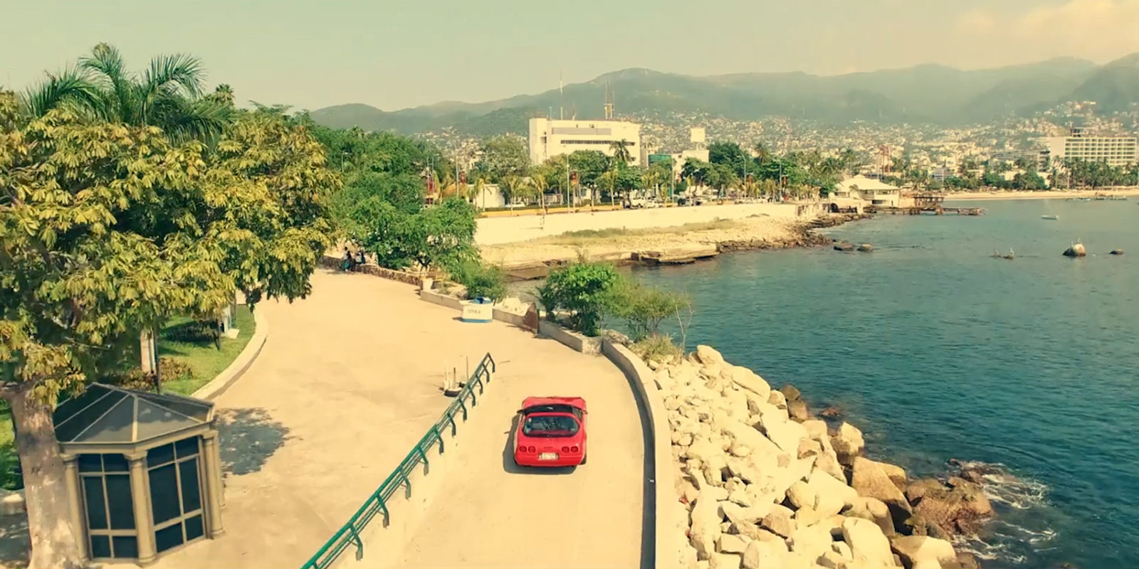 «Добро пожаловать в Акапулько» в сети кинотеатров «Москино» – события на сайте «Московские Сезоны»