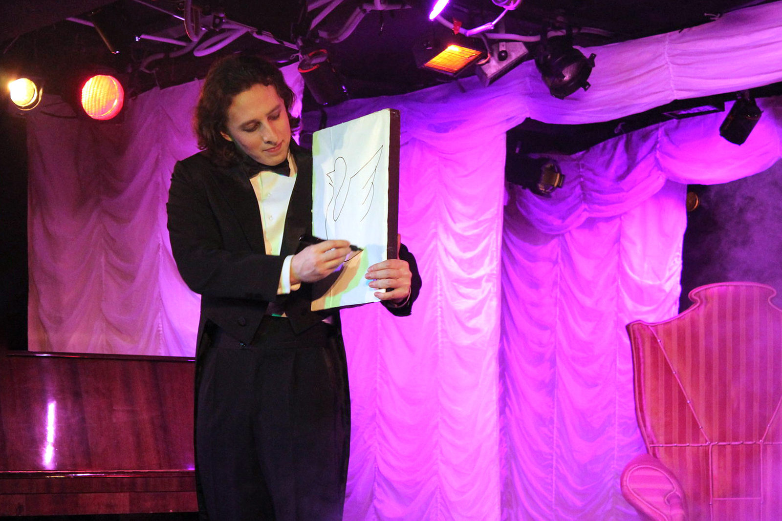 Шоу «Магия Москвы» в Московском театре иллюзии – события на сайте «Московские Сезоны»