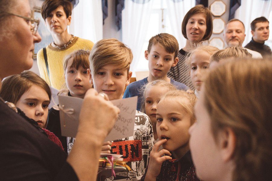 Цикл занятий «Пешком под стол: Лермонтов, Толстой, Чуковский и путешествие по Москве» – события на сайте «Московские Сезоны»