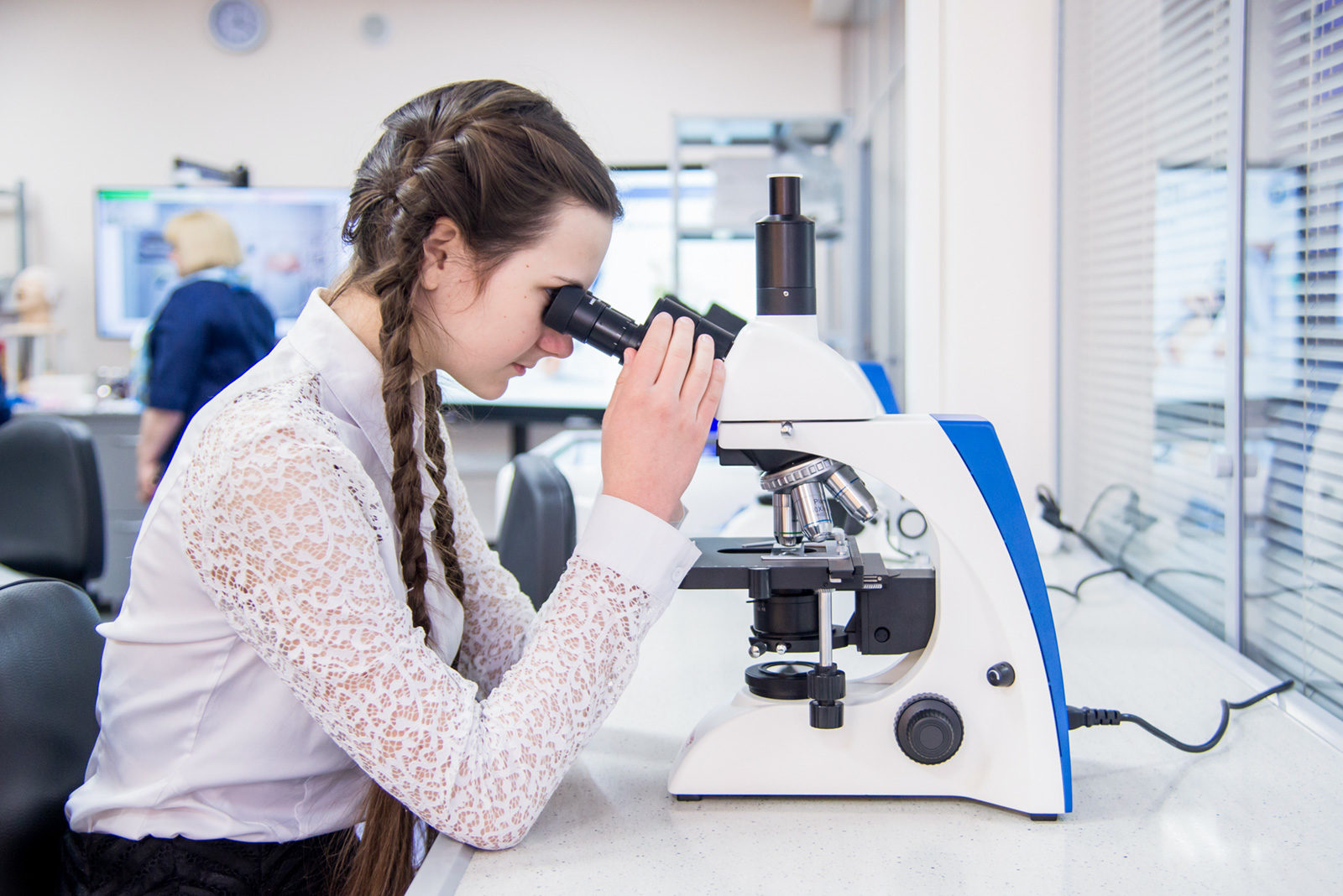 «Микромонстры: бактерии и вирусы» в Биологическом музее – события на сайте «Московские Сезоны»