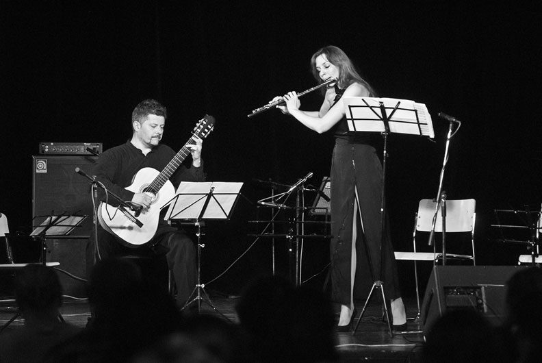 Концерт «Дыхание струн. Концерт дуэта SoloNeo» – события на сайте «Московские Сезоны»