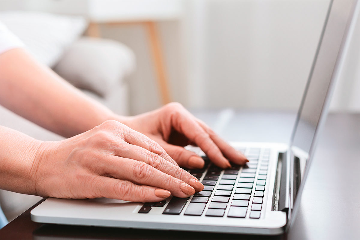 Компьютерные курсы «Mos.ru: как получать услуги не выходя из дома!» – события на сайте «Московские Сезоны»