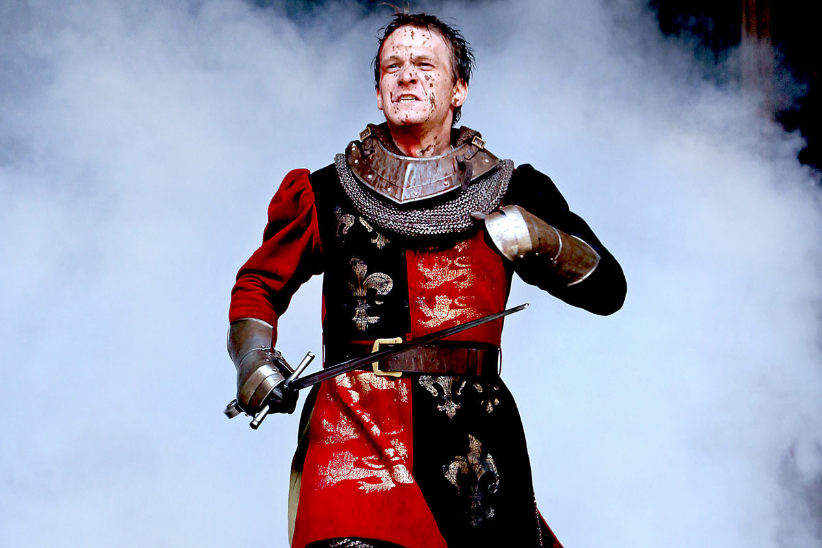 Театр в кино: спектакль «Генрих V» в кинотеатре «Салют» – события на сайте «Московские Сезоны»