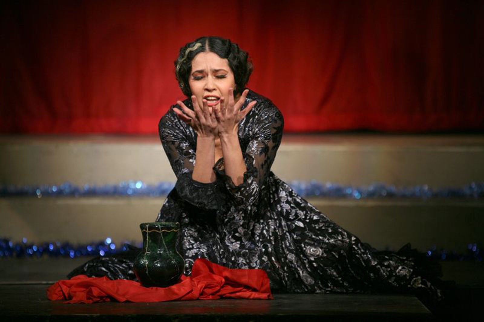 «Колдовская любовь» в театре «Ромэн» – события на сайте «Московские Сезоны»