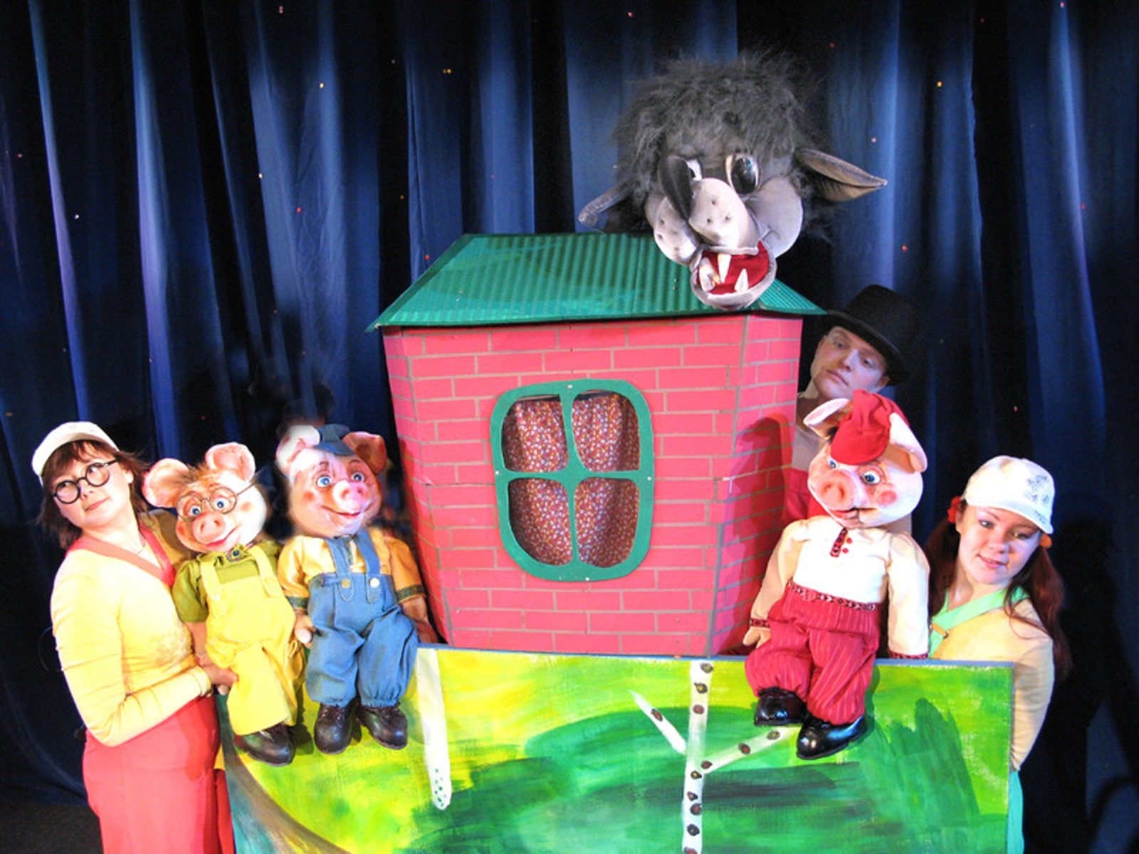 «Три поросенка» в театре кукол «Жар-птица» – события на сайте «Московские Сезоны»