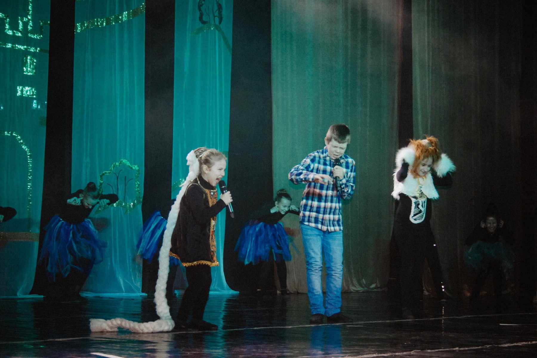 Отчетный концерт эстрадного вокального ансамбля «Ветер перемен» – события на сайте «Московские Сезоны»