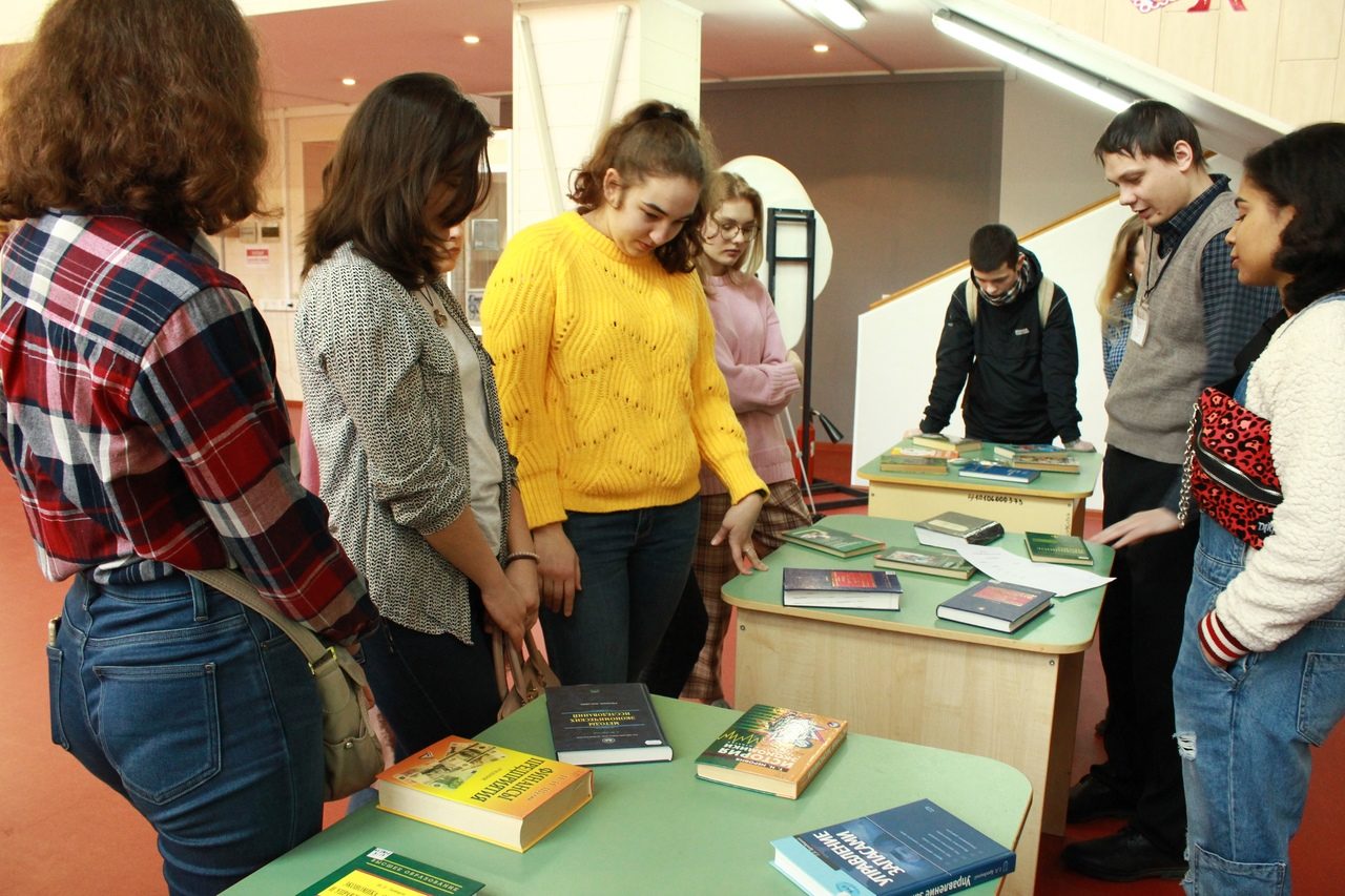 «Библионочь» в библиотеке №161 – события на сайте «Московские Сезоны»