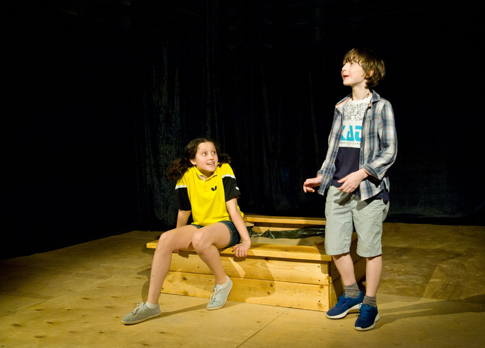 Спектакль «Крепко держась за уши жирафа» в Театре Кирилла Королева – события на сайте «Московские Сезоны»