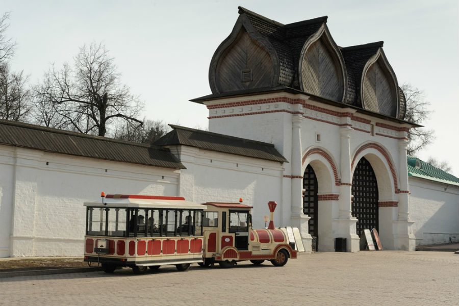 Аудиоэкскурсии по «Коломенскому» на электромобилях и паровозике – события на сайте «Московские Сезоны»