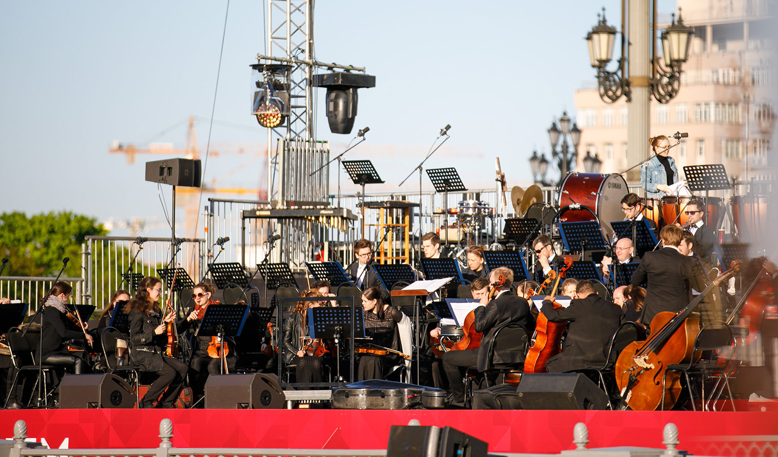 Концертная программа на площади перед храмом Христа Спасителя – события на сайте «Московские Сезоны»