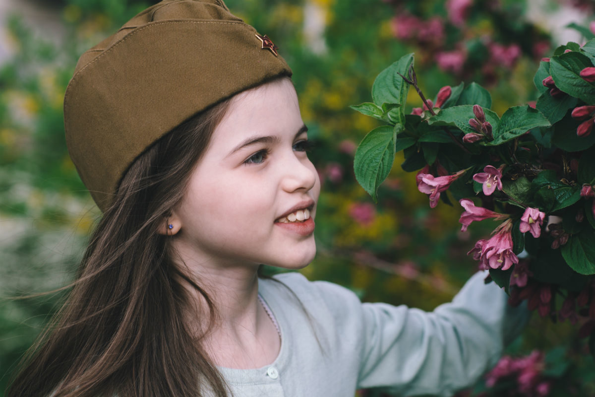 Танцевальный флэшмоб «Синий платочек» на Центральном рынке – события на сайте «Московские Сезоны»