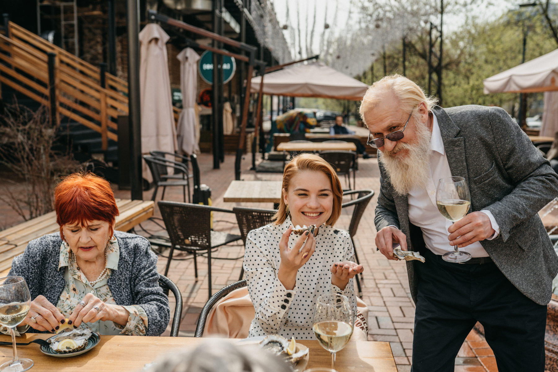 Устрицы и диско с ветеранами на Усачевском рынке – события на сайте «Московские Сезоны»