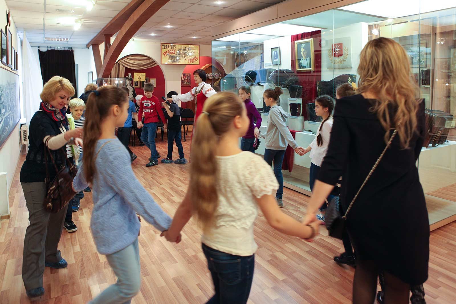 «Тальяночка рассказывает» в Музее русской гармоники Альфреда Мирека – события на сайте «Московские Сезоны»