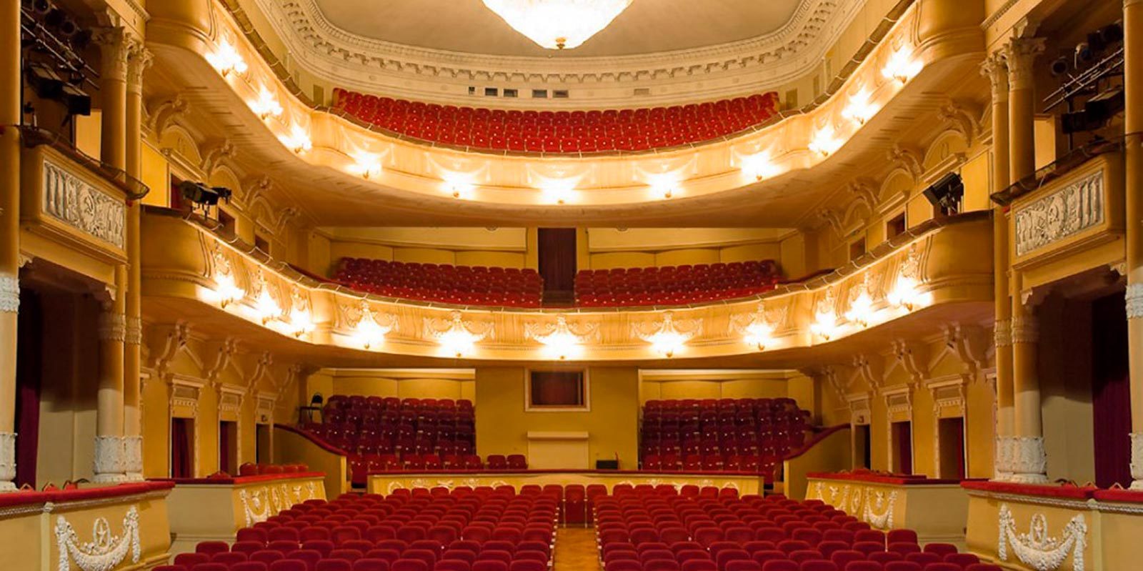 Спектакль «Нэнси» в театре «Современник» – события на сайте «Московские Сезоны»