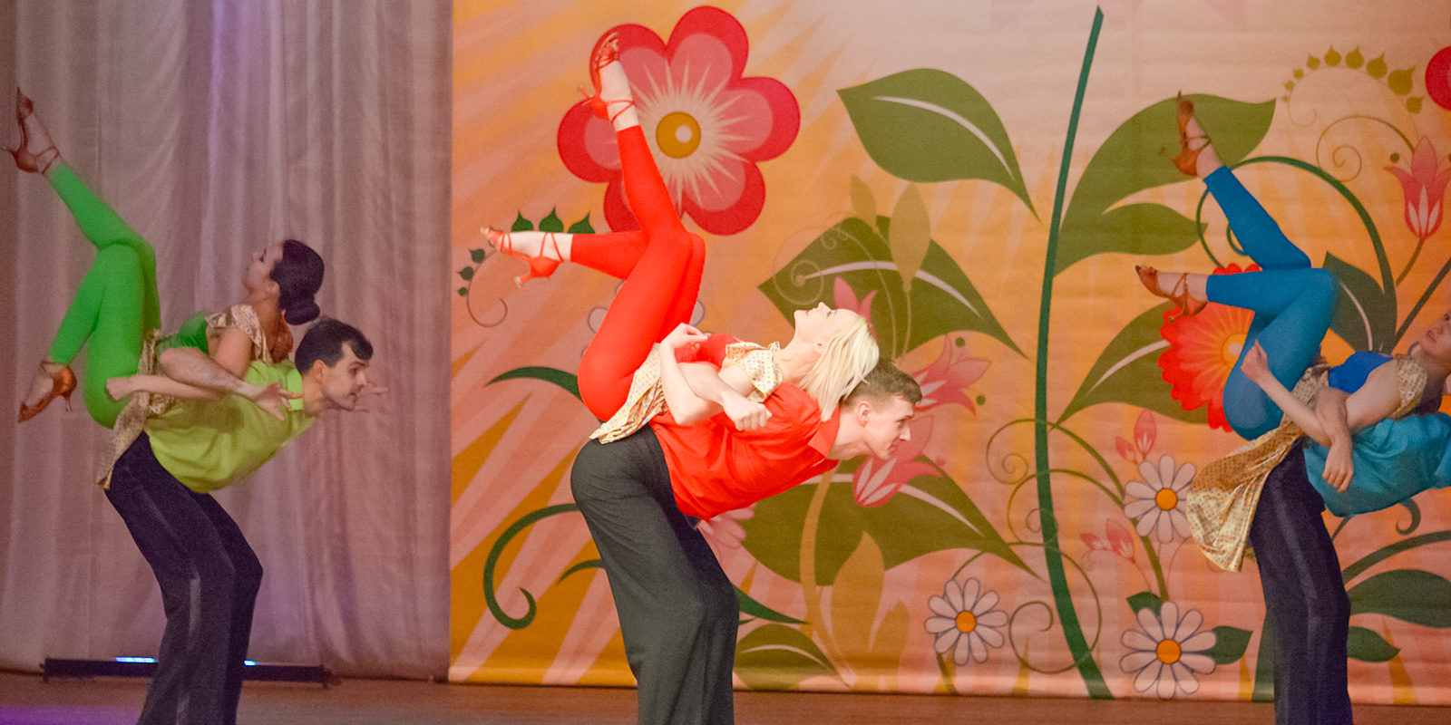 «Танцевальный фейерверк» в культурном центре «Москворечье» – события на сайте «Московские Сезоны»