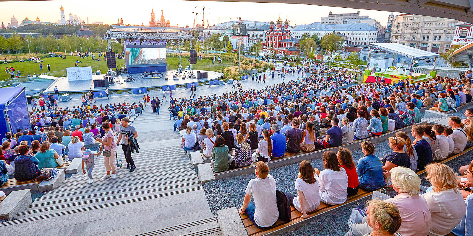 Опера «Женщина без тени» в парке «Зарядье» – события на сайте «Московские Сезоны»