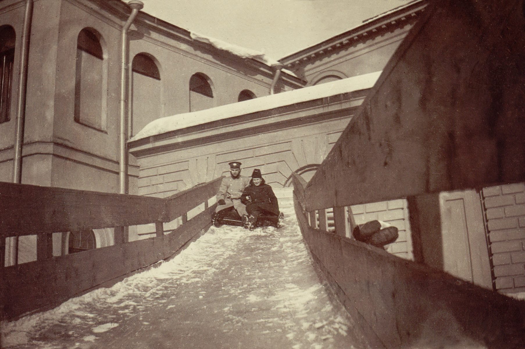 Выставка «Фотоальбом князей Юсуповых» в МАММ – события на сайте «Московские Сезоны»