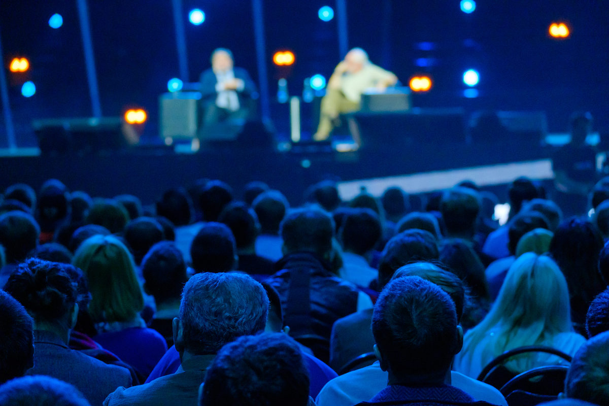 Показ фильма  «Подсолнухи» в Центральной библиотеке Щербинки – события на сайте «Московские Сезоны»