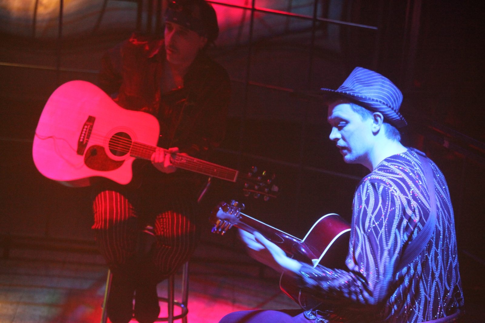 Спектакль «Гитары» в Театре на Юго-Западе – события на сайте «Московские Сезоны»