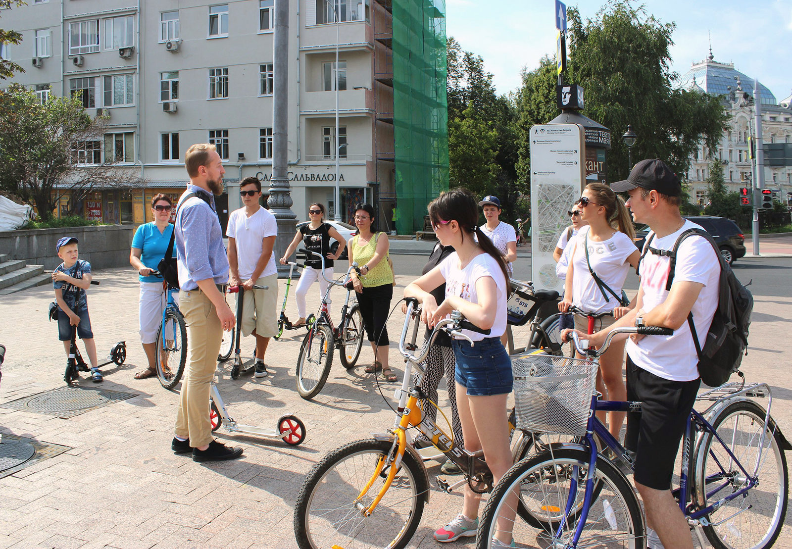 Велосипедно-самокатная экскурсия «Последний путь Гоголя» в Доме Гоголя – события на сайте «Московские Сезоны»