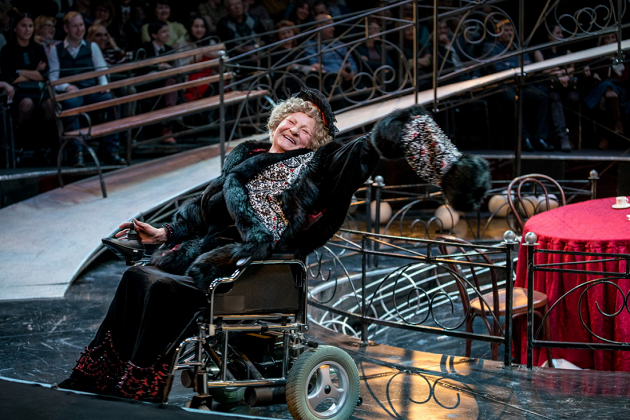 Презентация фотовыставки «На сцену!» – события на сайте «Московские Сезоны»