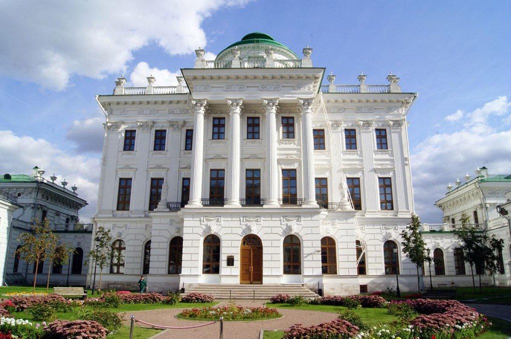 Выставка «К юбилею Малого театра: спектакли, бенефисы, гастроли» в Российской государственной библиотеке – события на сайте «Московские Сезоны»