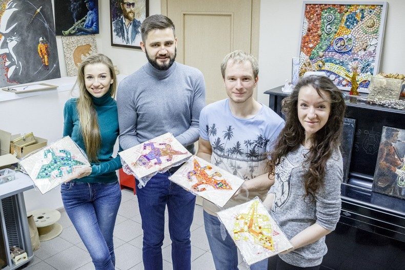 Летние мастер-классы «Элементарная мозаика» в галерее-мастерской «Варшавка» – события на сайте «Московские Сезоны»