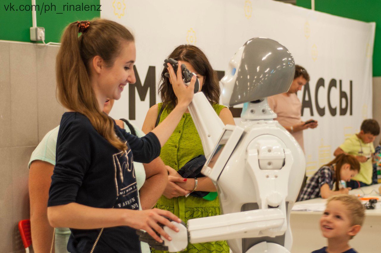 Фестиваль роботов «Робополис» в ТРЦ «Zеленопарк» – события на сайте «Московские Сезоны»