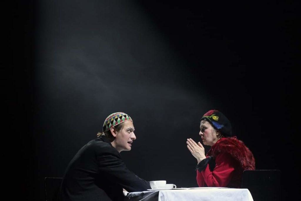 Спектакль «Бродяги Старого Света» на фестивале «Дачное Царицыно» – события на сайте «Московские Сезоны»