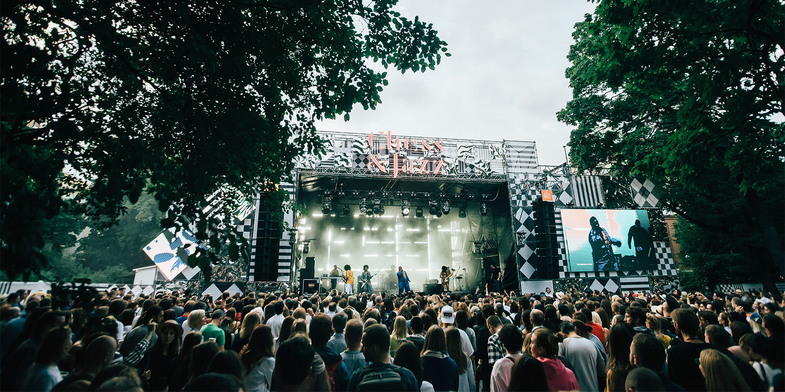 Chess & Jazz в саду «Эрмитаж» – события на сайте «Московские Сезоны»