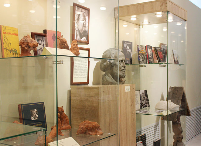 Экскурсионная программа «Александр Мень — свидетель Пути, Истины и Жизни» в библиотеке иностранной литературы – события на сайте «Московские Сезоны»