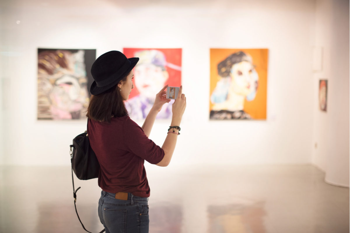 Выставка «Москва. Лето. Художник» в КЦ на Коминтерна – события на сайте «Московские Сезоны»