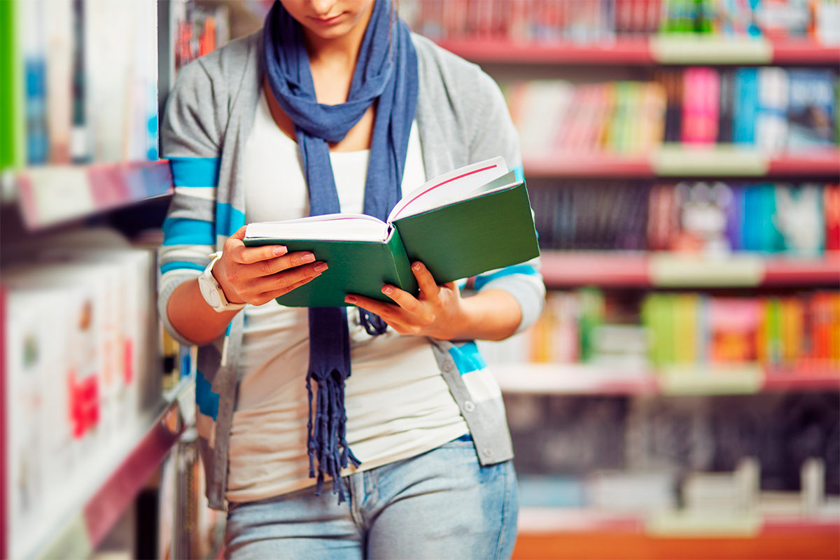 Познавательный час «Великий русский драматург» в библиотеке № 232 – события на сайте «Московские Сезоны»