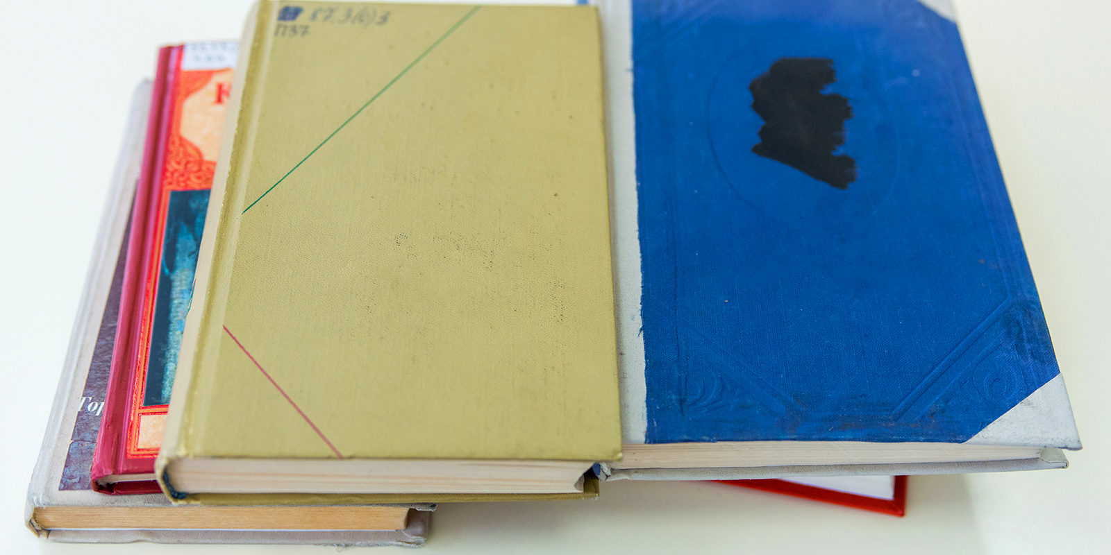 Литературный вечер «По страницам “Голубой книги”» в библиотеке № 137 – события на сайте «Московские Сезоны»