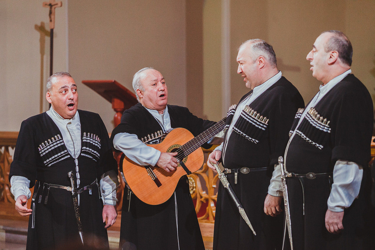 Концерт «Тбилисо. Грузинское многоголосие и орган» в Кафедральном соборе святых Петра и Павла – события на сайте «Московские Сезоны»