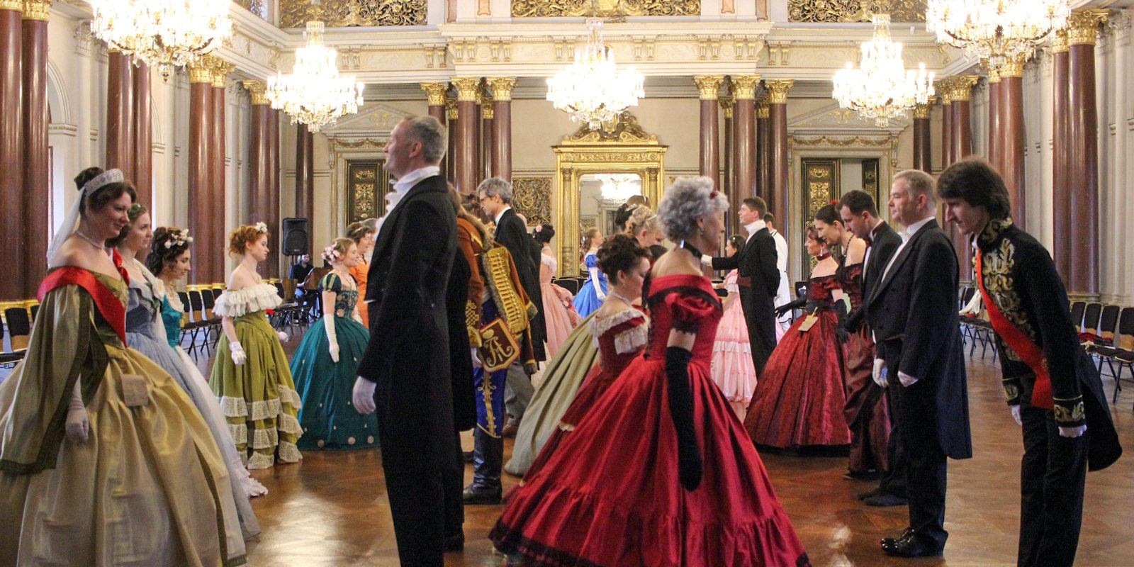 Международный фестиваль исторического танца в Доме культуры «Стимул» – события на сайте «Московские Сезоны»