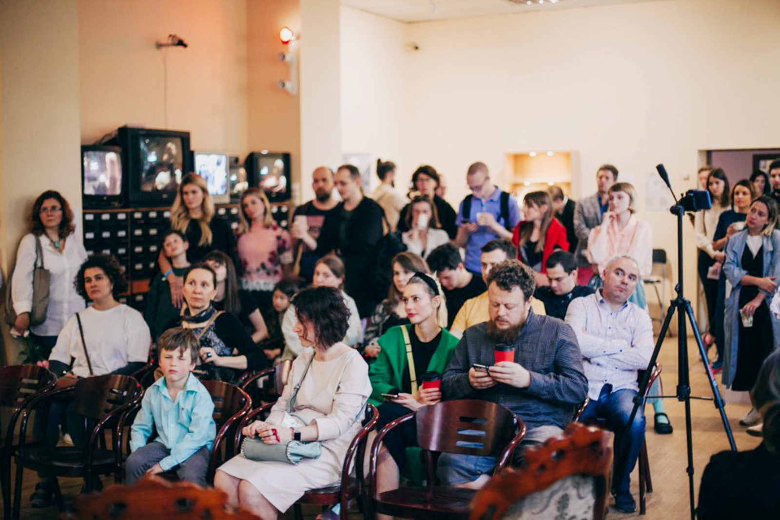 Акция «Ночь кино» в библиотеке № 118 – события на сайте «Московские Сезоны»