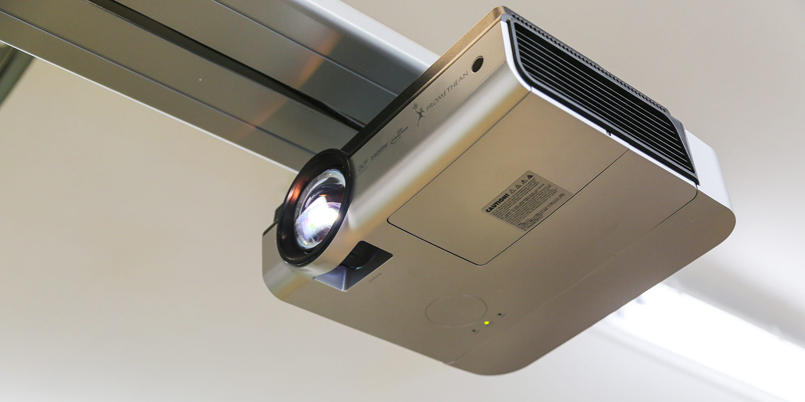 «Ночь кино» в клубе «Современник» – события на сайте «Московские Сезоны»