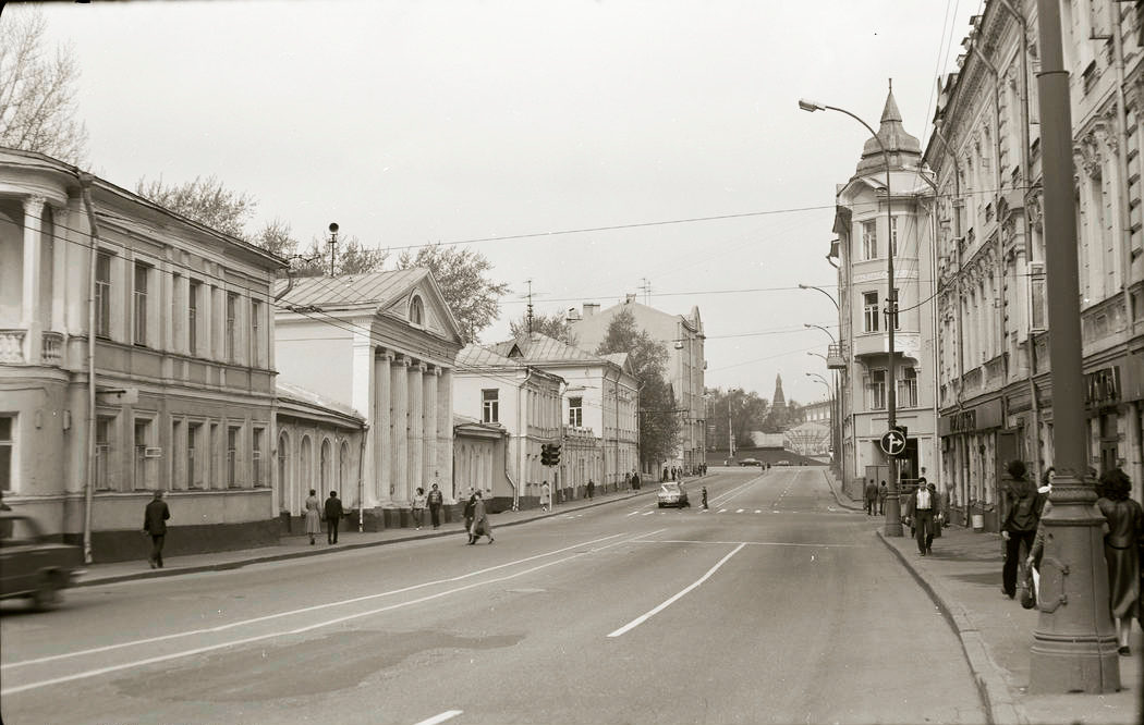 Пешеходная экскурсия «Кварталы Волхонки» – события на сайте «Московские Сезоны»