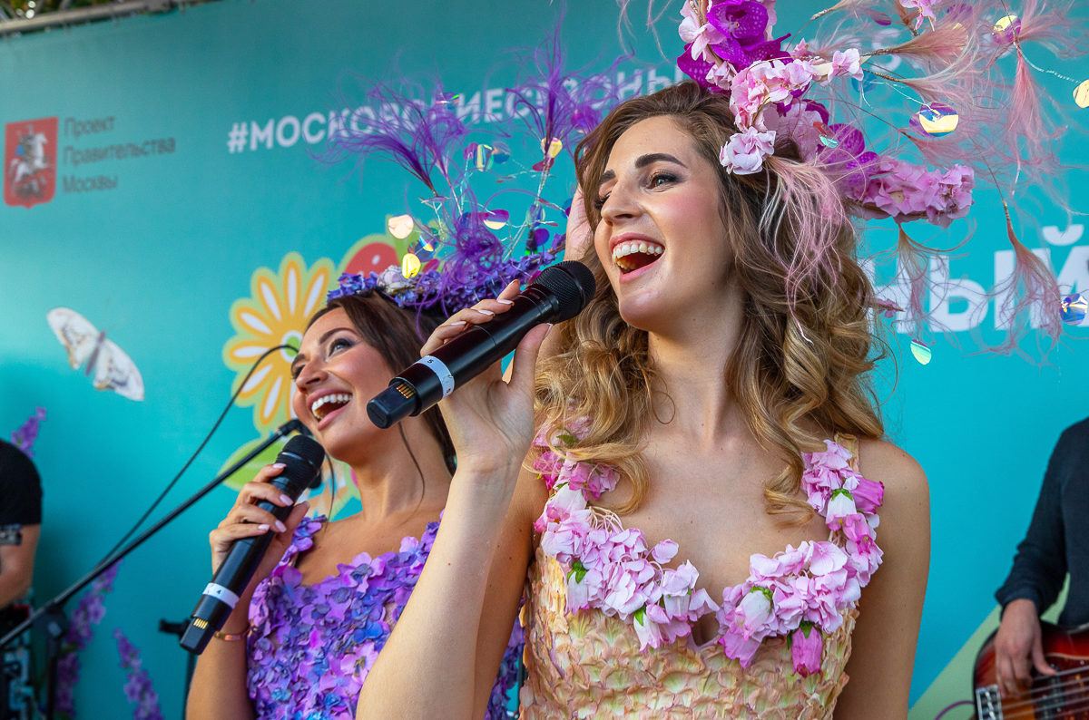 Дизайнерский маркет, цветочное шоу и арт-мастерские на площади Революции – события на сайте «Московские Сезоны»