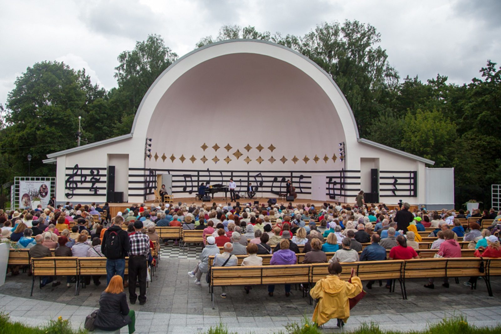 «Ночь фортепианной музыки» в парке «Сокольники» – события на сайте «Московские Сезоны»
