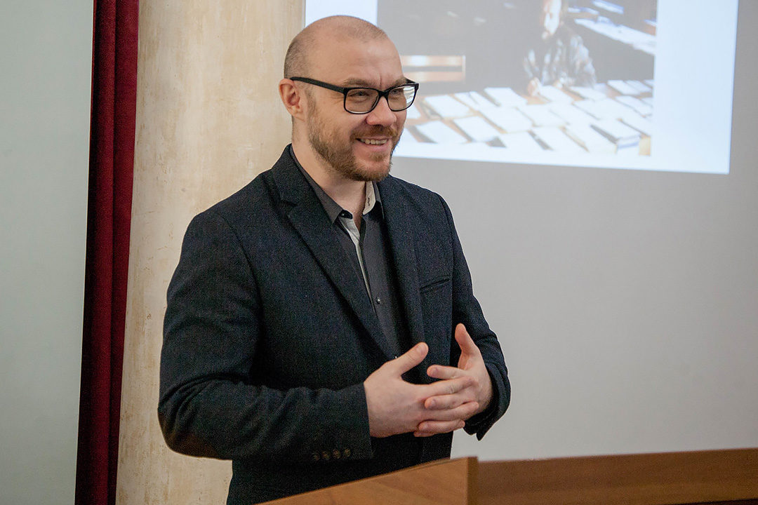 Лекция «Зачем читать литературную критику?» – события на сайте «Московские Сезоны»