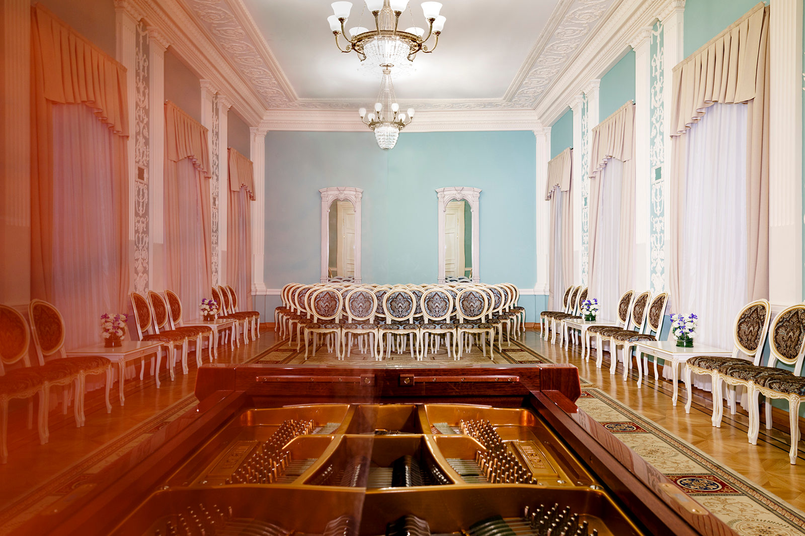 Историческая экскурсия в театре «Геликон-опера» – события на сайте «Московские Сезоны»