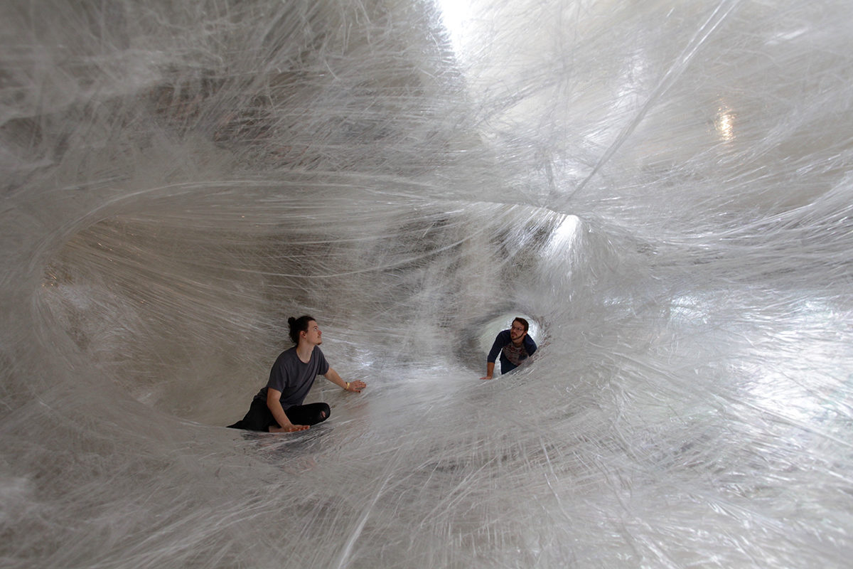 Инсталляция «Оклеим Москву» в музее современного искусства «Гараж» – события на сайте «Московские Сезоны»