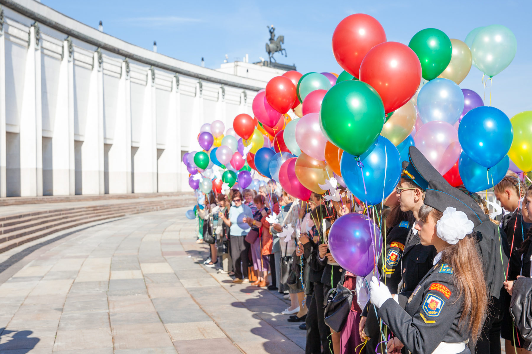 Флешмоб «Голубь мира» в Парке Победы – события на сайте «Московские Сезоны»