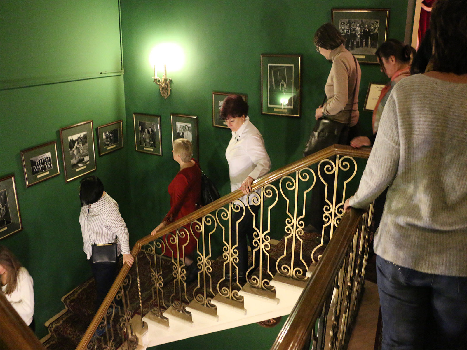 Фотодокументальная выставка «Фотопортрет художника» в галерее Александра Шилова – события на сайте «Московские Сезоны»