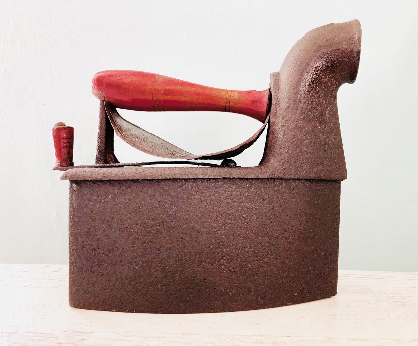 Выставки «Снаряд для глажения одежи, или об истории утюга» в музее-заповеднике «Измайлово» – события на сайте «Московские Сезоны»