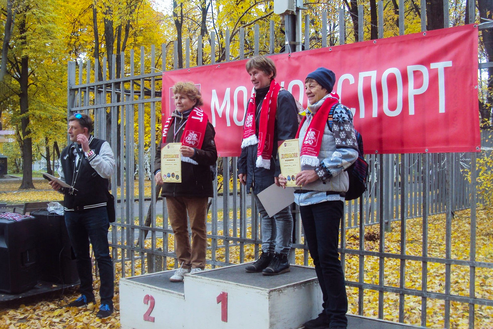 Фестиваль скандинавской ходьбы в Измайловском парке – события на сайте «Московские Сезоны»