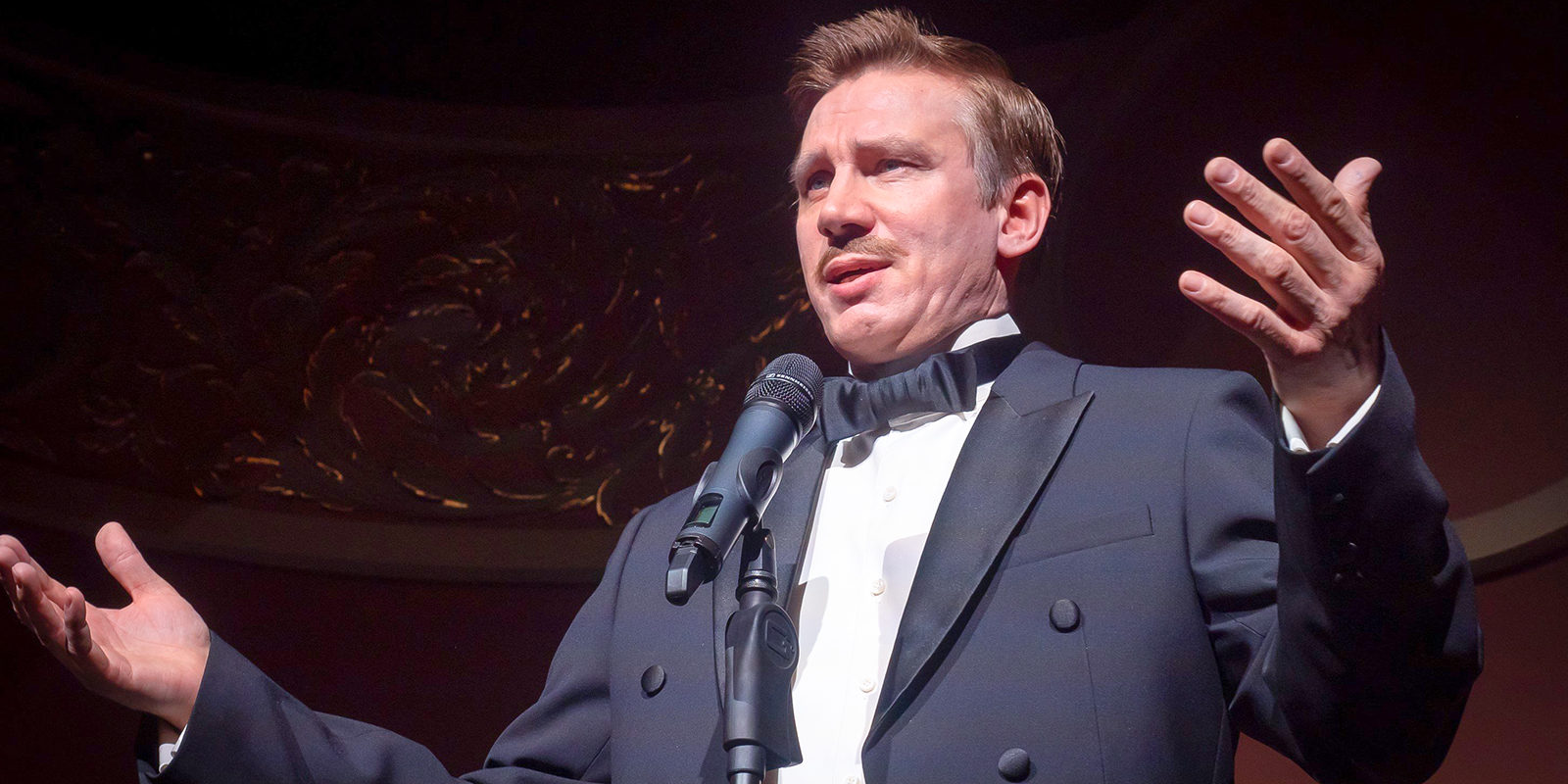 «Елка для взрослых. Спектакль-кабаре» в театре «Школа современной пьесы» – события на сайте «Московские Сезоны»